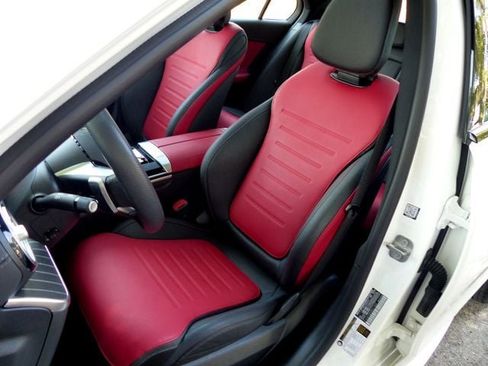 Used 2024 Mercedes-Benz C 300 Sedan image 21
