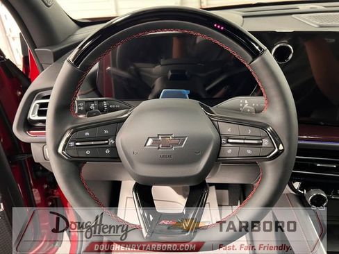 New 2026 Chevrolet Traverse RS w/ LPO, Floor Liner Package FWD image 44