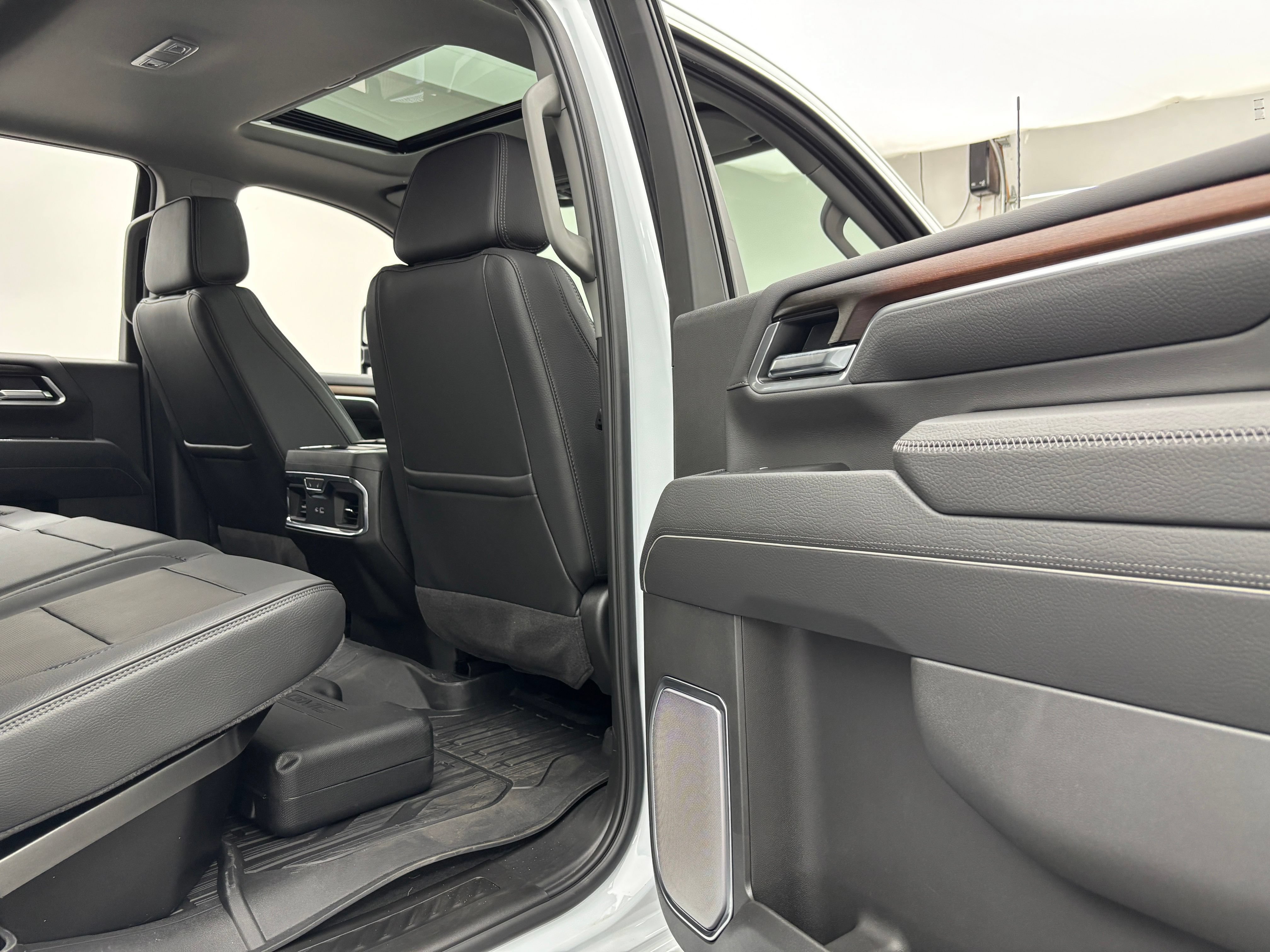 New 2026 GMC Sierra 3500 Denali AWD/4WD image 42