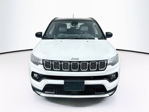 Used 2025 Jeep Compass Limited AWD/4WD image 2