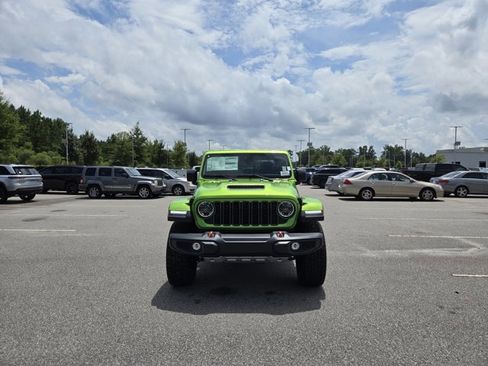 New 2025 Jeep Gladiator Mojave w/ Convenience Group image 2