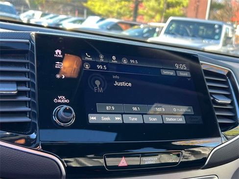 Used 2021 Honda Passport EX-L image 32