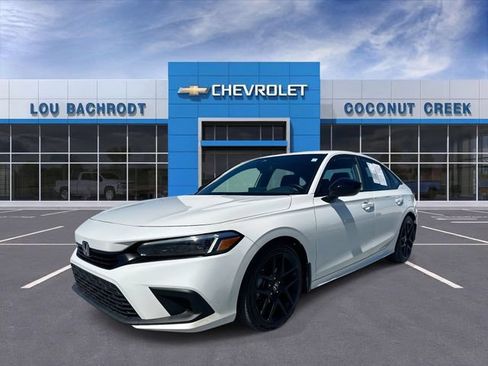 Used 2024 Honda Civic Sport image 4