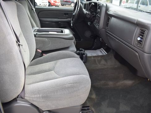 Used 2004 Chevrolet Silverado 2500 LS w/ Heavy-Duty Power Package image 13