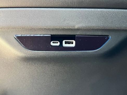 New 2026 Chrysler Pacifica Select FWD image 34