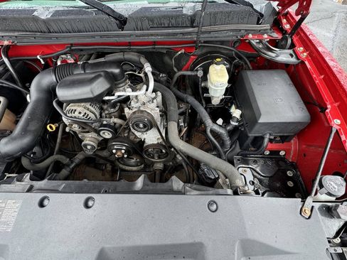 Used 2011 Chevrolet Silverado 1500 W/T RWD image 28