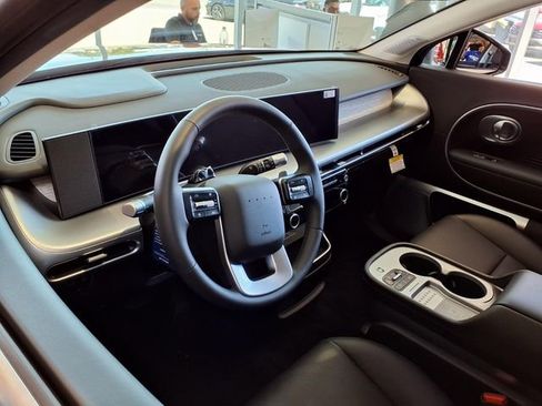 New 2026 Hyundai Ioniq 9 Limited AWD/4WD image 7