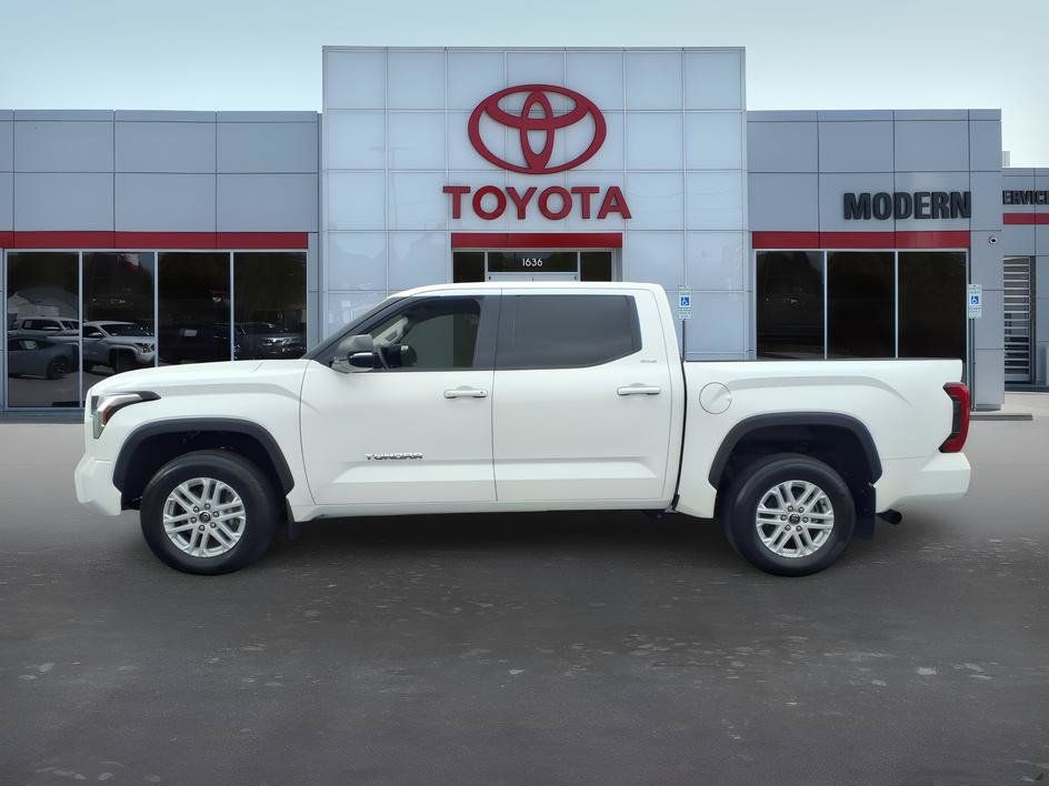 Used 2023 Toyota Tundra SR5 w/ SR5 Premium Package AWD/4WD image 2