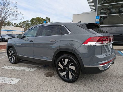 New 2026 Volkswagen Atlas Cross Sport SEL Premium R-Line AWD/4WD image 4