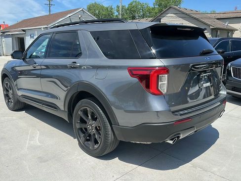 Used 2023 Ford Explorer ST-Line AWD/4WD image 7