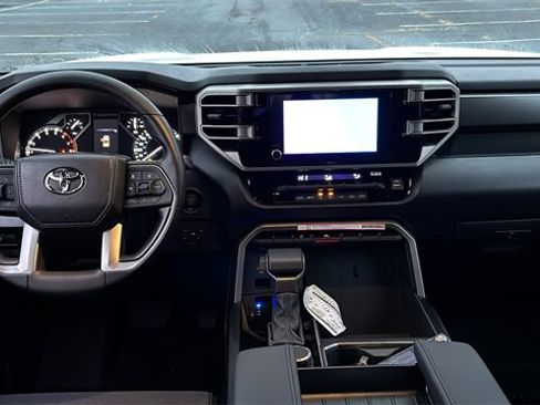 New 2026 Toyota Tundra SR5 image 7
