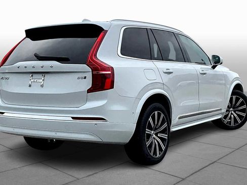 Certified 2023 Volvo XC90 B5 Plus image 12