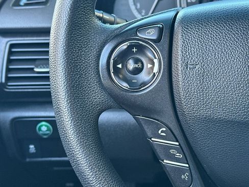 Used 2013 Honda Accord EX image 25