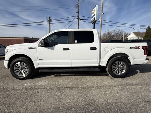 Used 2017 Ford F150 XL w/ Equipment Group 101A Mid image 3