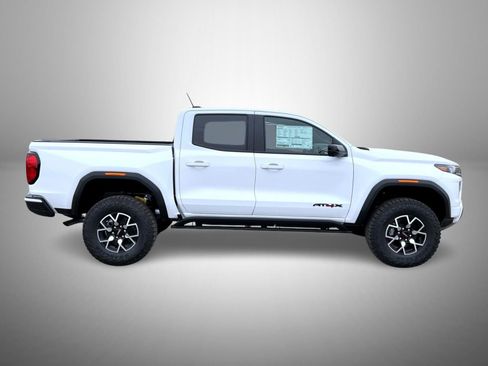 New 2026 GMC Canyon AT4X w/ LPO, Black Badging Package image 4
