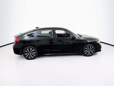 Used 2023 Honda Civic EX-L image 4