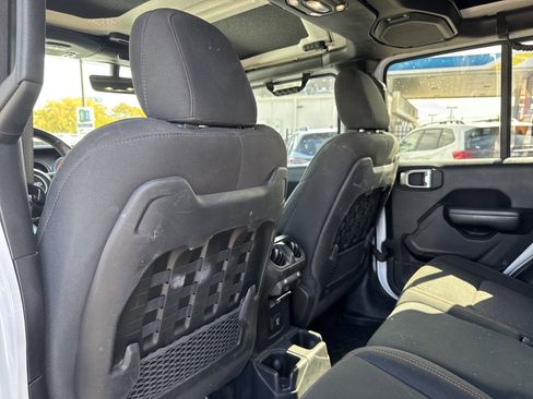 Used 2021 Jeep Gladiator Mojave image 25