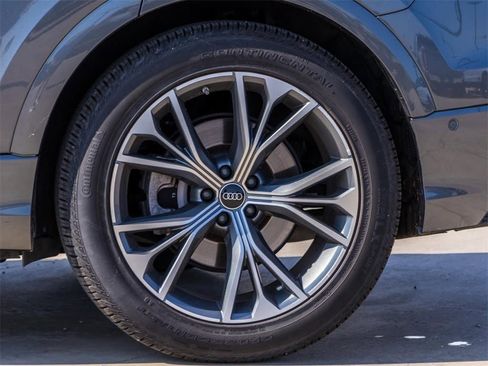 Used 2023 Audi Q8 Premium Plus image 10