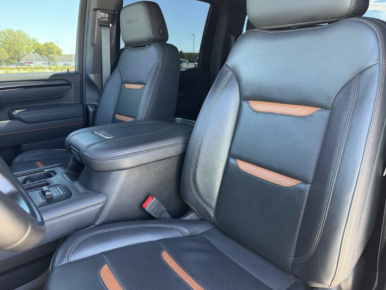 Certified 2025 GMC Sierra 2500 AT4 AWD/4WD image 24