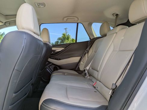 Used 2023 Subaru Outback Limited image 13