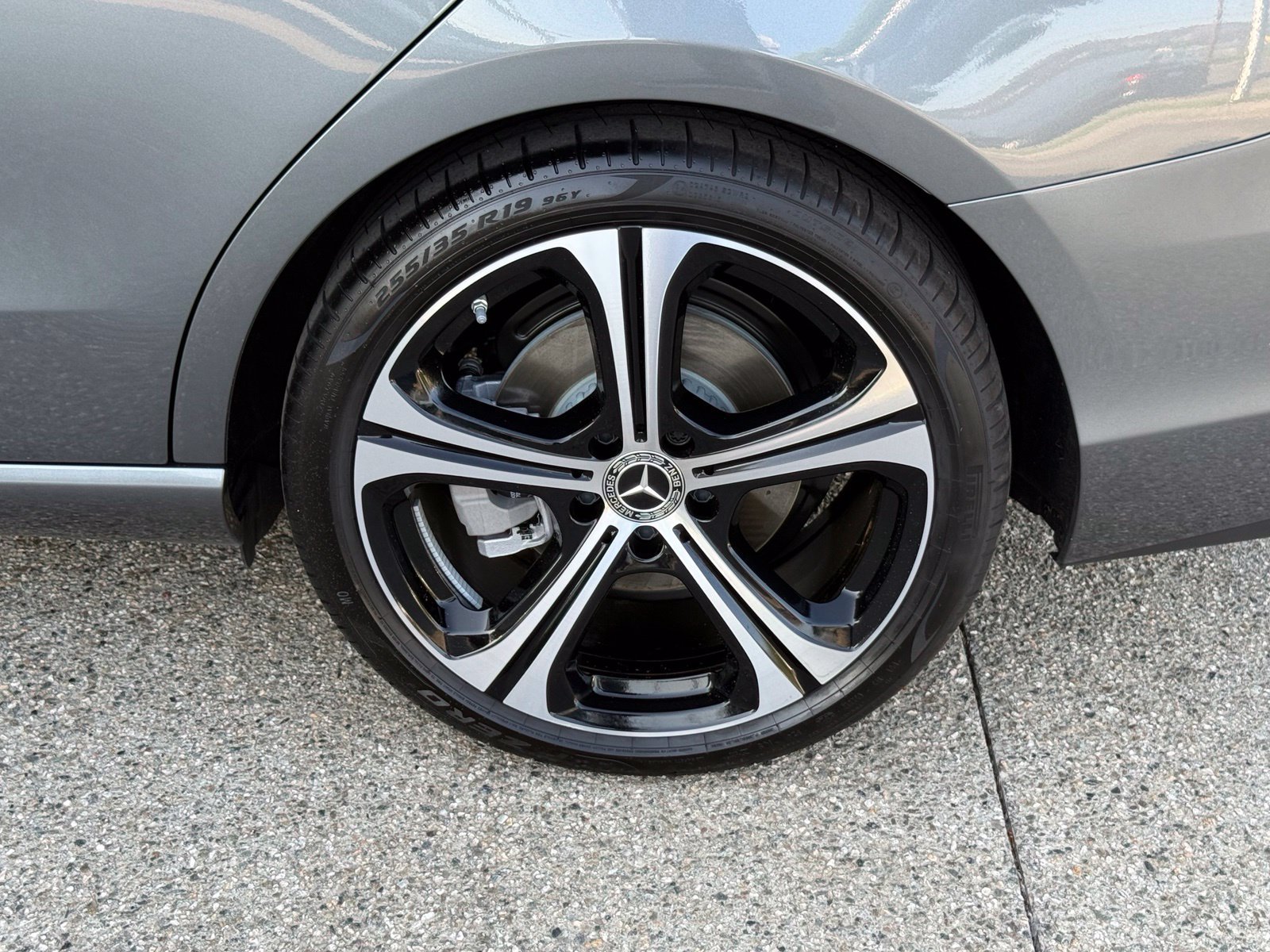 Used 2025 Mercedes-Benz C 300 Sedan image 19