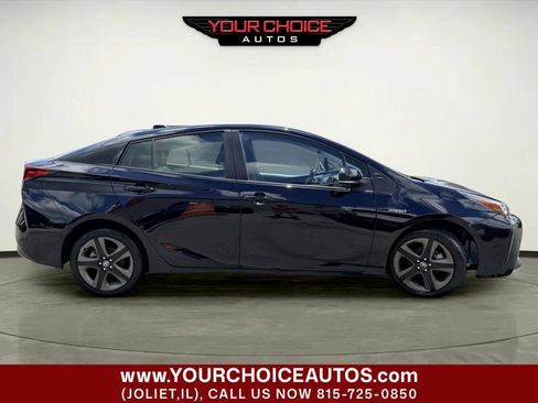 Used 2021 Toyota Prius XLE FWD image 8