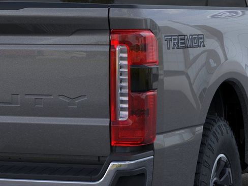 New 2026 Ford F250 Lariat w/ Tremor Off-Road Package AWD/4WD image 21