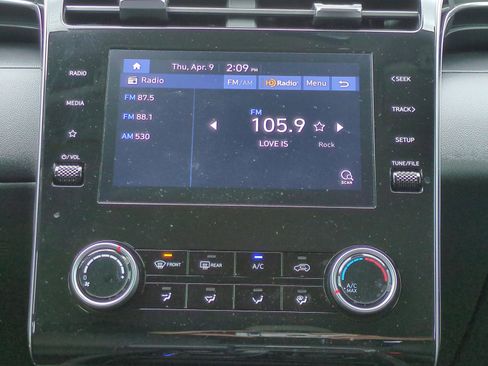 Certified 2024 Hyundai Tucson SE image 14