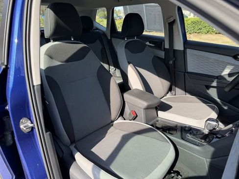 Used 2023 Volkswagen Taos S AWD/4WD image 39