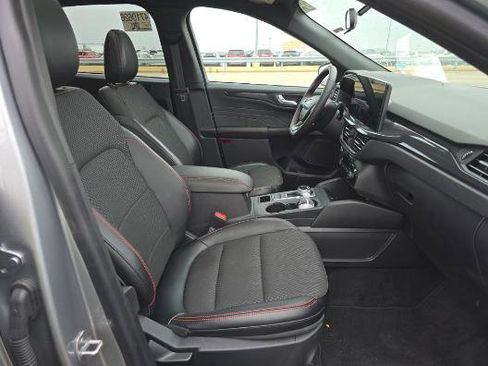 Used 2024 Ford Escape ST-Line w/ Tech Pack #1 image 5