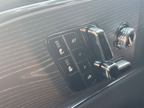 Used 2024 Cadillac Lyriq Luxury image 59