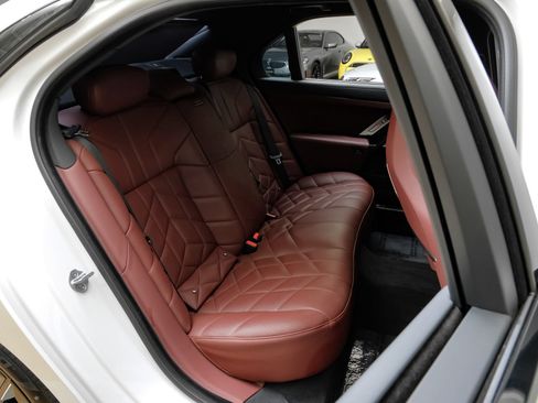 Used 2023 BMW 740i w/ Parking Assistance Package RWD image 36