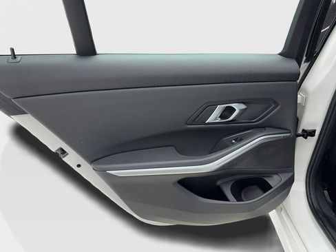 Used 2024 BMW 330i Sedan image 38