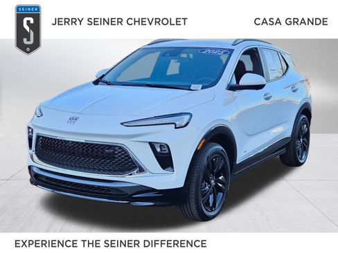 Used 2025 Buick Encore GX Sport Touring w/ Advanced Technology Package image 1