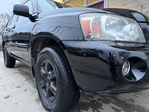 Used 2007 Toyota Highlander 4WD V6 w/ 3rd Row image 38