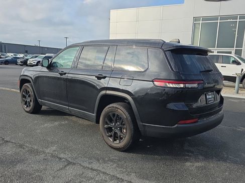 Used 2024 Jeep Grand Cherokee L Altitude AWD/4WD image 7