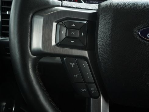 Used 2019 Ford Expedition Platinum RWD image 15