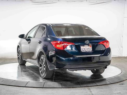Certified 2018 Toyota Corolla SE w/ Carpet Mat Package (TMS) FWD image 3
