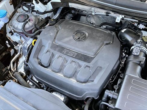 Used 2022 Volkswagen Tiguan SE FWD image 27