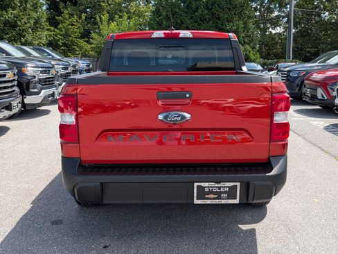 Used 2022 Ford Maverick Lariat FWD image 4