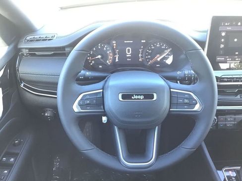 New 2025 Jeep Compass Latitude w/ Altitude Special Edition image 13