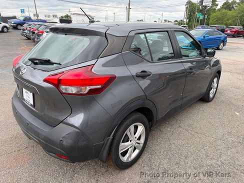 Used 2020 Nissan Kicks S FWD image 5