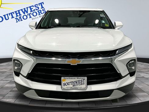 Used 2025 Chevrolet Blazer LT AWD/4WD image 2