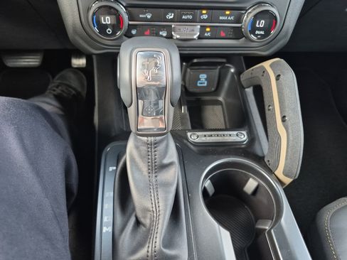 New 2025 Ford Bronco Badlands image 33