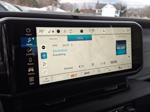 New 2026 Jeep Gladiator Sport image 15