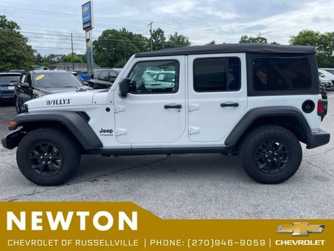 Used 2022 Jeep Wrangler Unlimited Sport AWD/4WD image 12