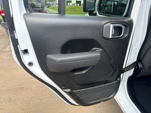 New 2026 Jeep Wrangler Unlimited Sport AWD/4WD image 21