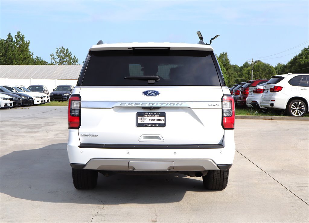 Used 2018 Ford Expedition Max Limited RWD image 6