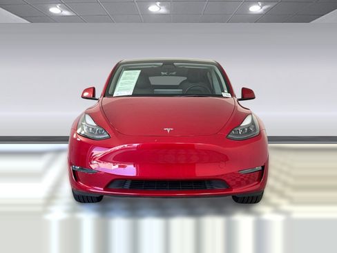 Used 2023 Tesla Model Y Long Range image 5