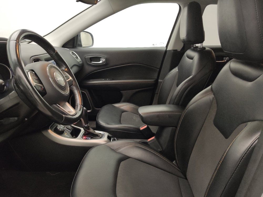 Used 2019 Jeep Compass Latitude AWD/4WD image 17